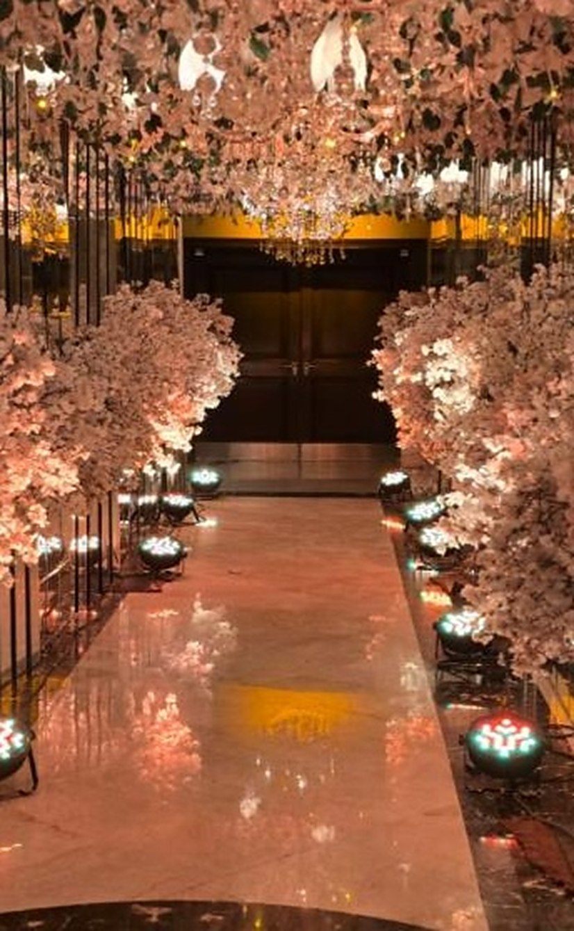 Guest entrance — Guest entrance
