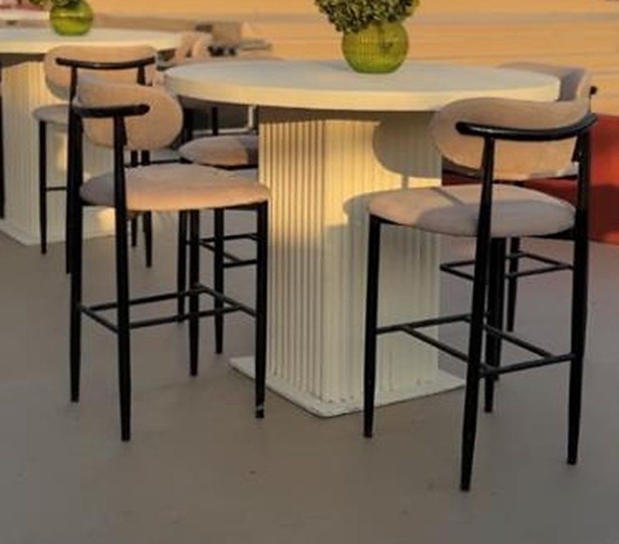 Nour & Karim — Table setup and seating design